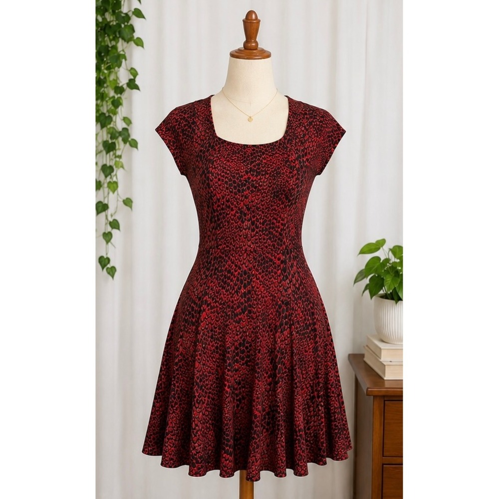 Norma Kamali Animal Print Skater Dress Red Black Fit Flare L Homecoming